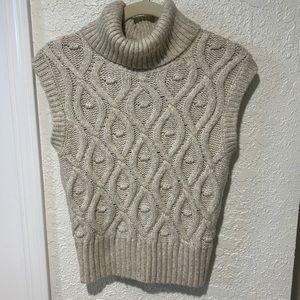 Sincerely Jules women’s size small turtle neck sleeveless/vest sweater.